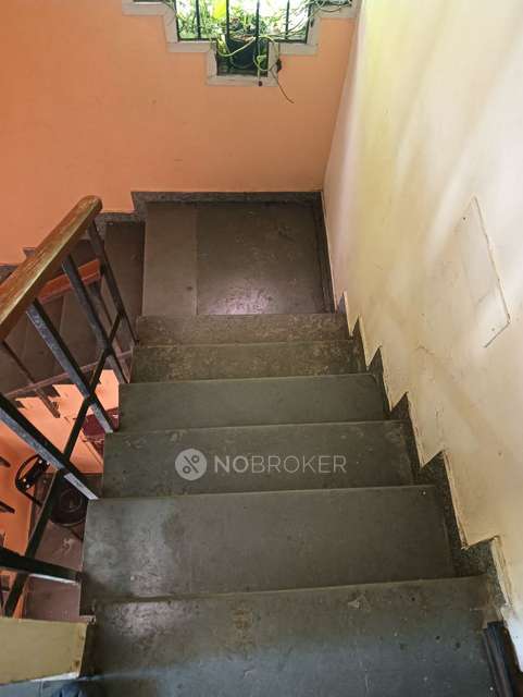 2 BHK Flat In Rajeev Villa For Sale  In Royapettah