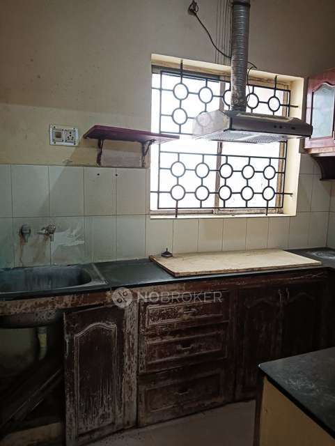 2 BHK Flat In Rajeev Villa For Sale  In Royapettah