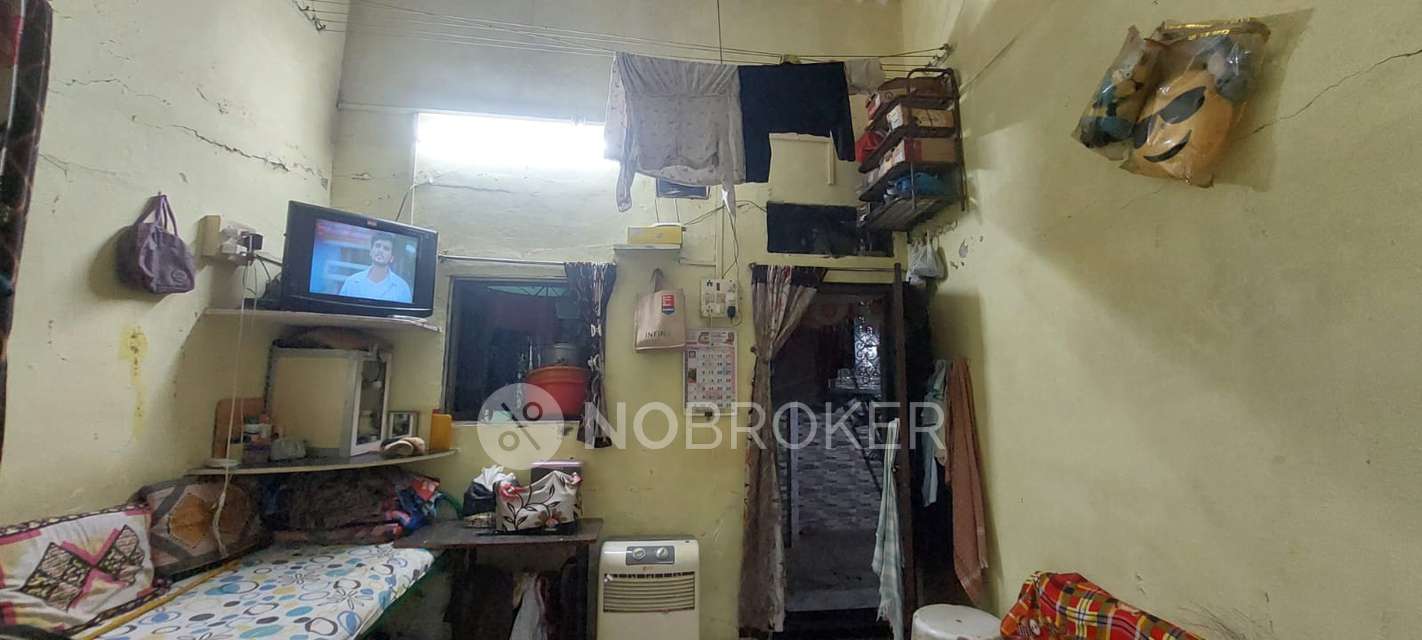 1 RK House For Sale  In 400072, Kajupada Pipeline Road