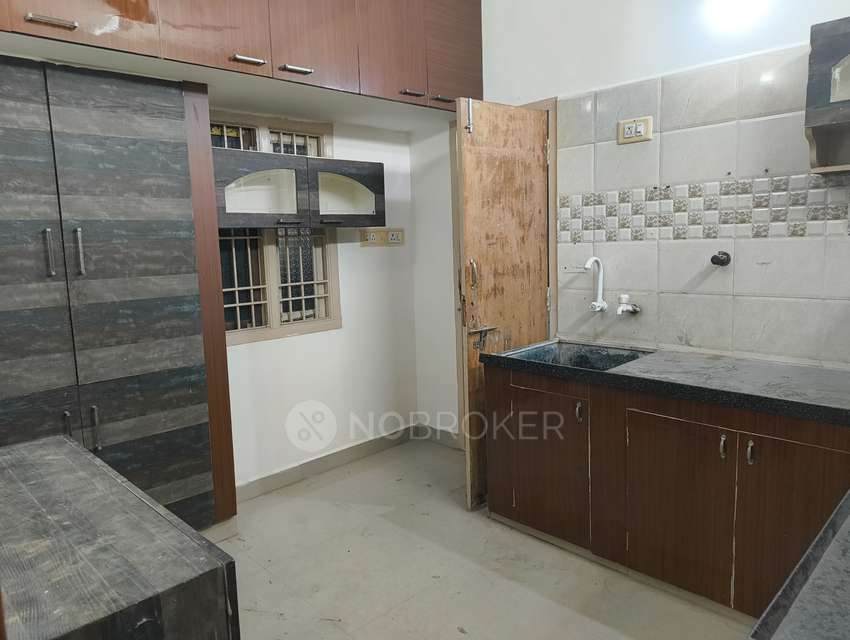2 BHK Flat In Rr Builders    For Sale  In Kolathur