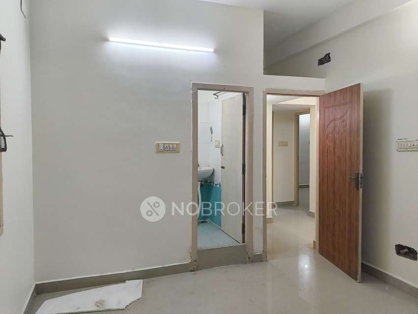 2 BHK Flat In Rr Builders    For Sale  In Kolathur