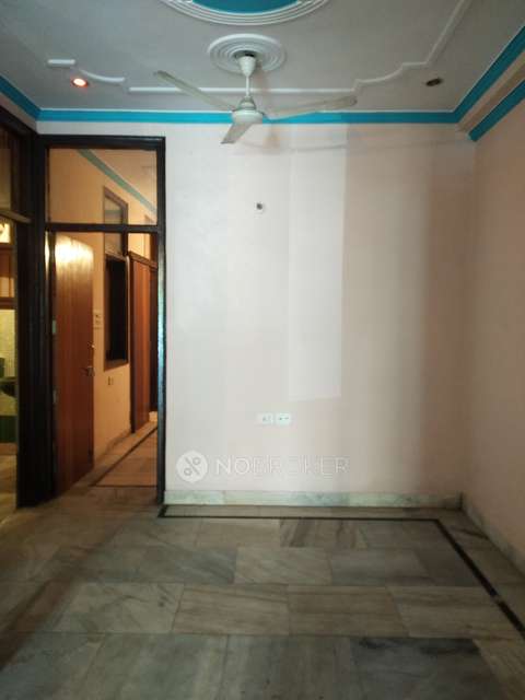 2 BHK Flat for Rent  In Rohini