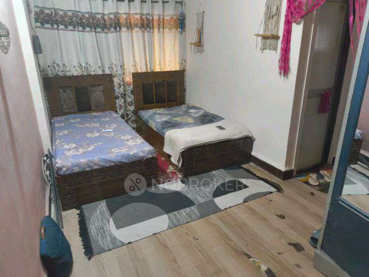 1 RK Flat In Mhada Towers Link Road for Rent  In Mhada Towers Link Road