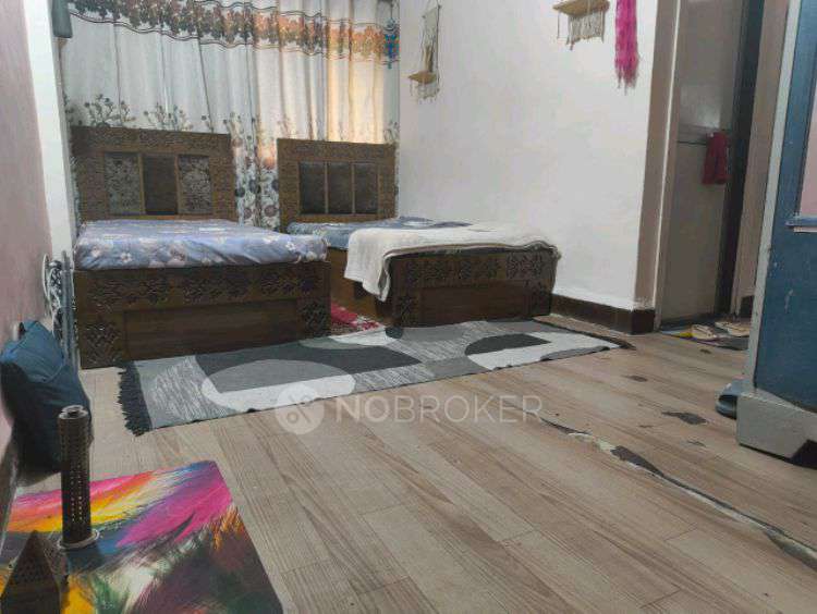 1 RK Flat In Mhada Towers Link Road for Rent  In Mhada Towers Link Road