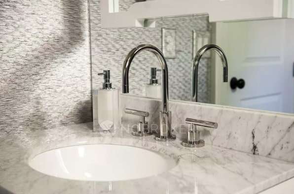 4 BHK Flat In Amara Avika For Sale  In Poes Garden