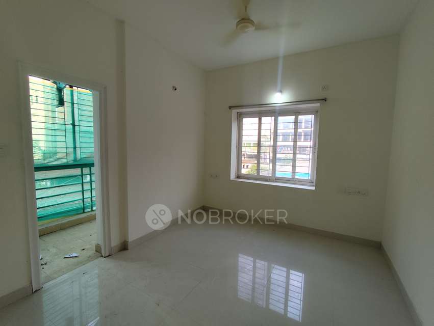 2 BHK Flat In Skyline Tower For Sale  In Chintalmet