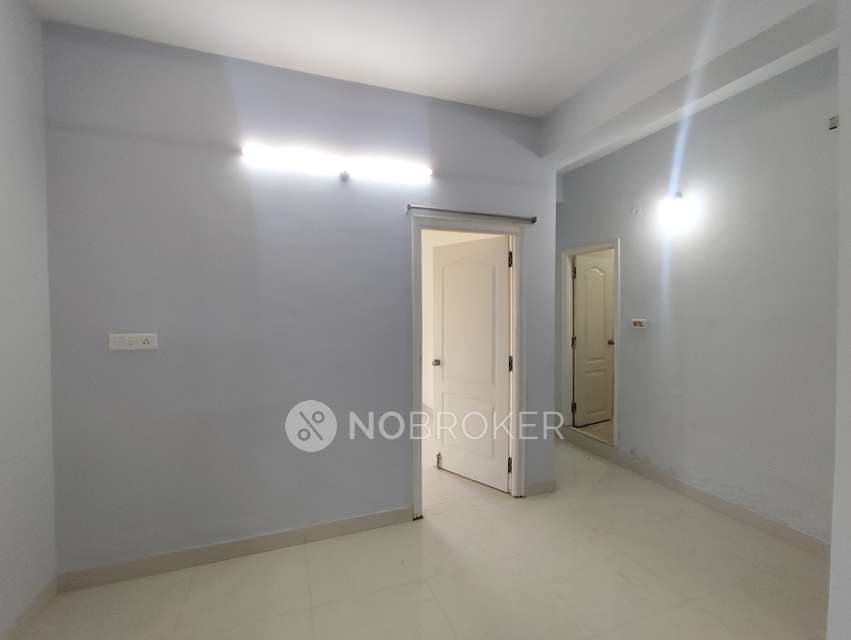 2 BHK Flat In Skyline Tower For Sale  In Chintalmet