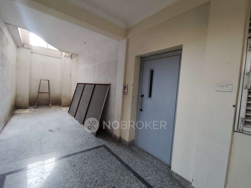 2 BHK Flat In Skyline Tower For Sale  In Chintalmet