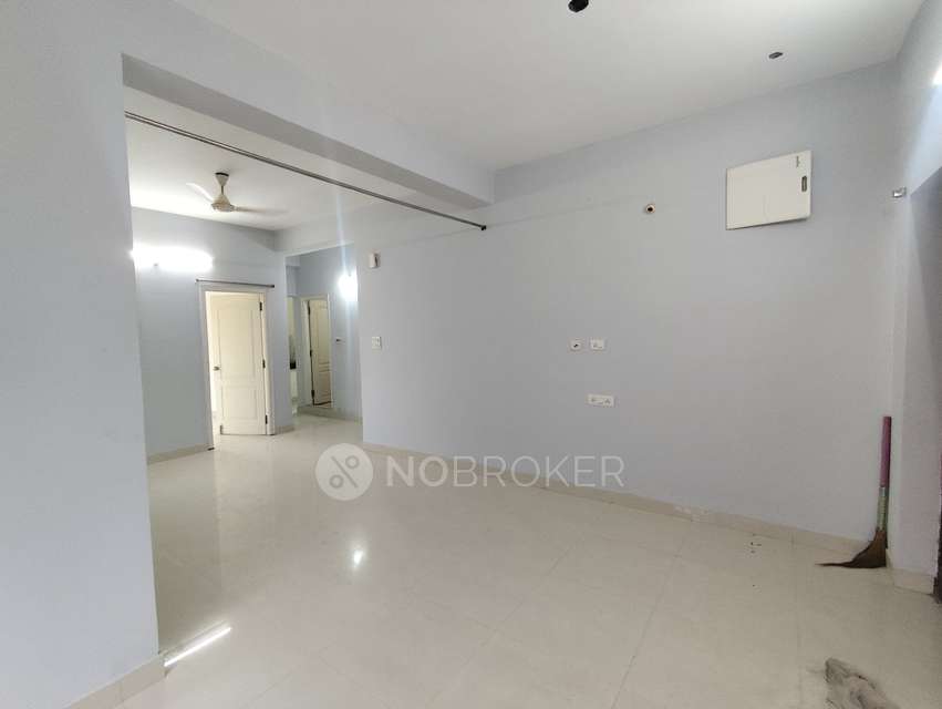 2 BHK Flat In Skyline Tower For Sale  In Chintalmet