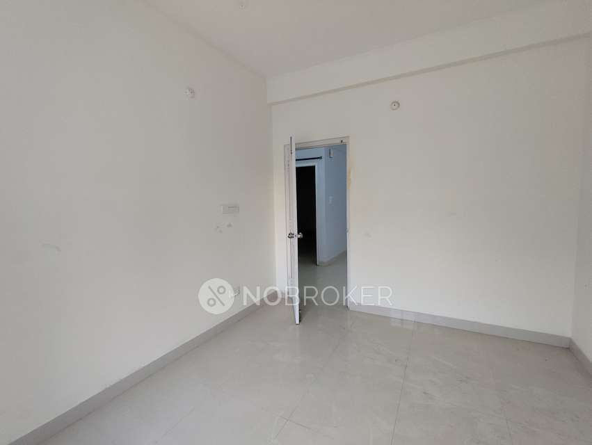 2 BHK Flat In Skyline Tower For Sale  In Chintalmet