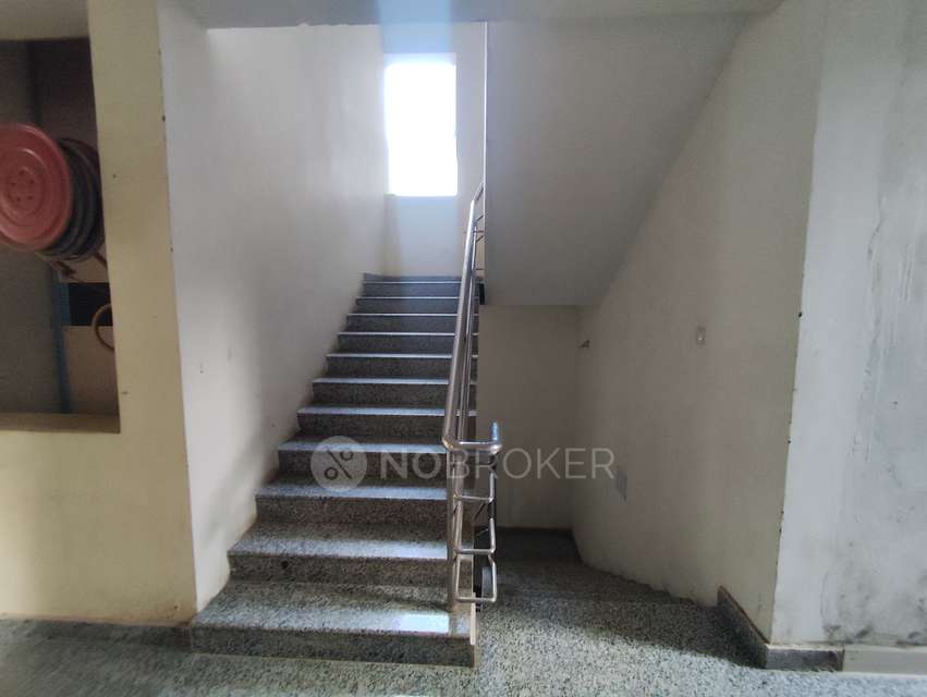 2 BHK Flat In Skyline Tower For Sale  In Chintalmet