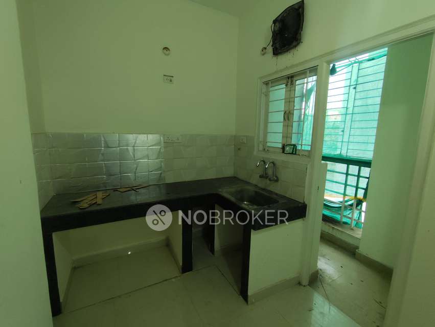 2 BHK Flat In Skyline Tower For Sale  In Chintalmet