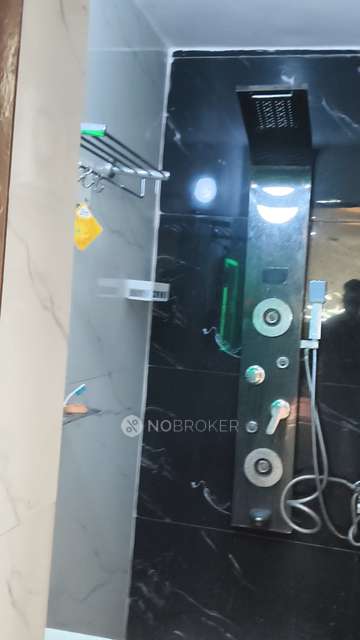 4 BHK Flat In Dda Samrat Apartment, Vasundhara Enclave For Sale  In Vasundhara Enclave