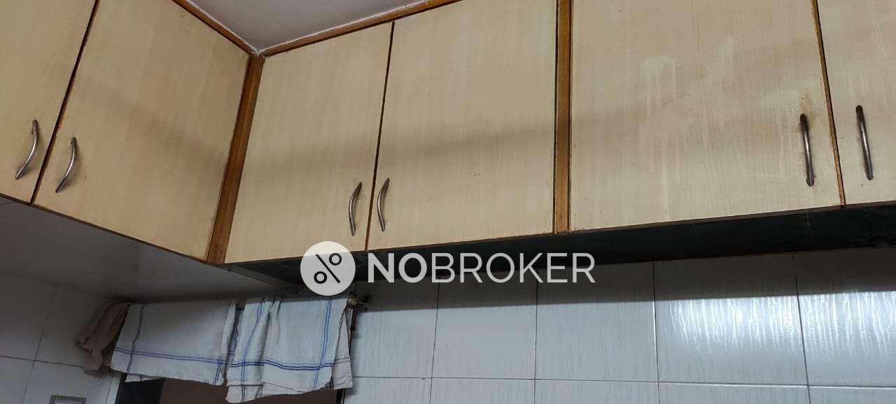 1 BHK Flat In Sai Amrut Bldg,ghatkoper East  For Sale  In Janat Society Road, Ghatkoper East