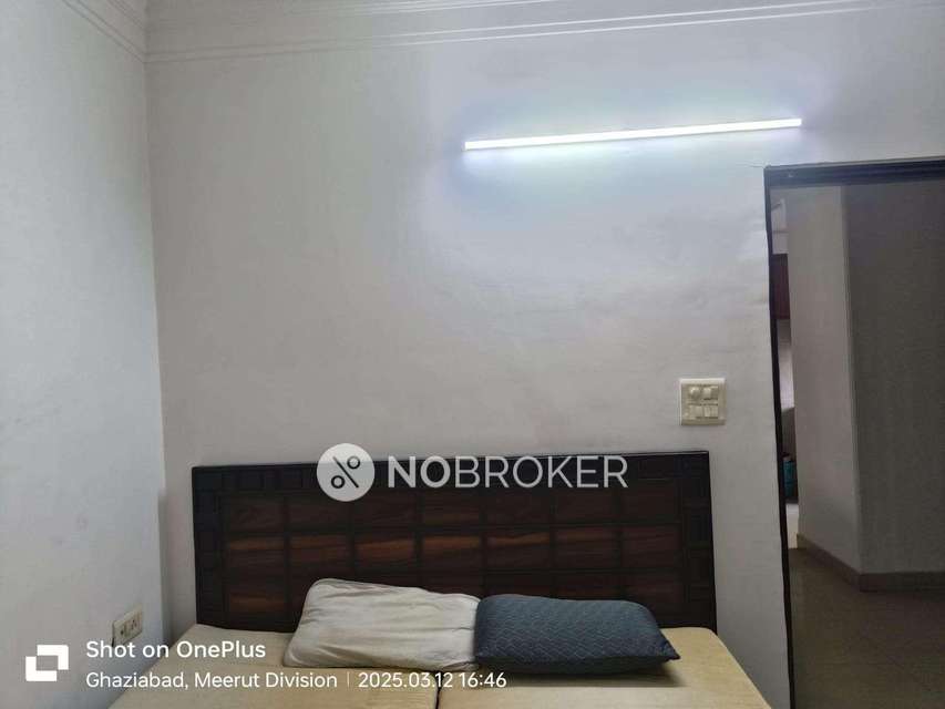 3 BHK Flat In Rishab Paradise  For Sale  In Indirapuram