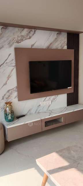 2 BHK Flat In Satnam Leela, Sindhi Society For Sale  In Sindhi Society