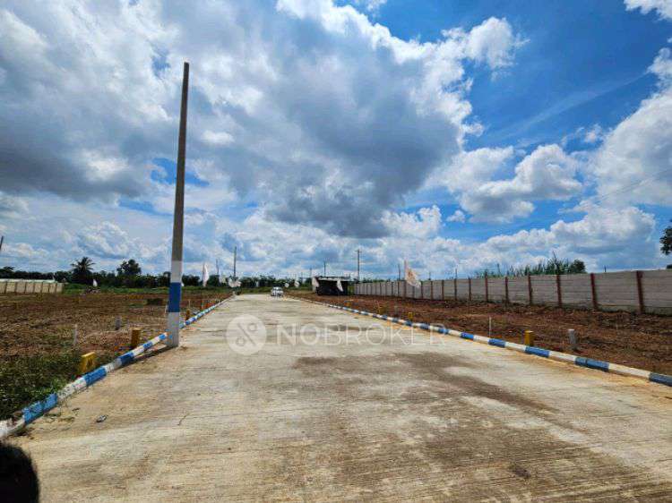 Plot For Sale  In Erayaa Green Valley In Yallammanapalya