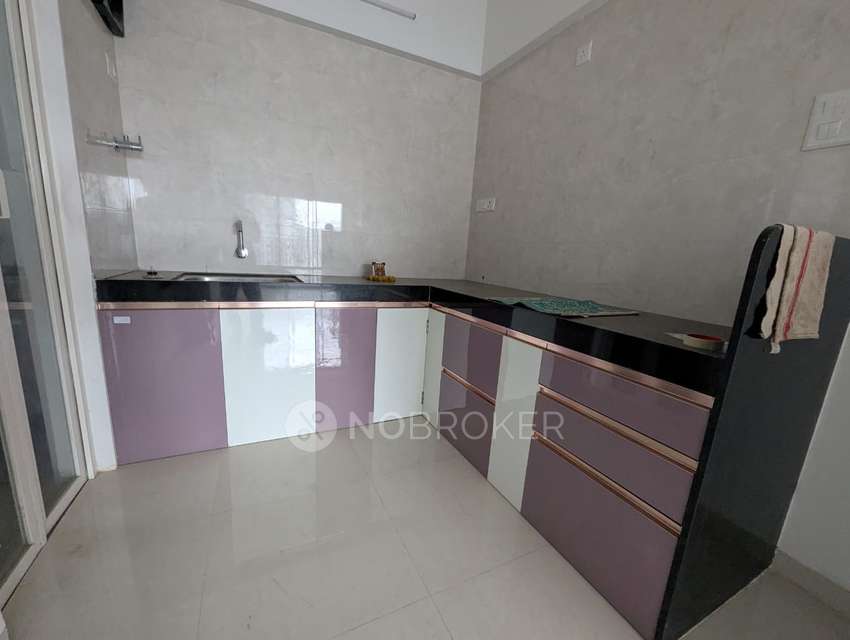 2 BHK Flat In Krystal One for Rent  In Moshi