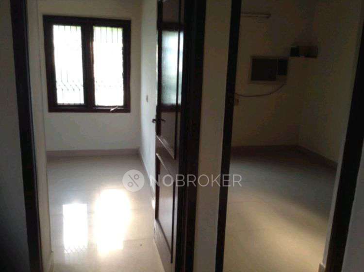 2 BHK Flat In Bay View Apartment For Sale  In Besant Nagar