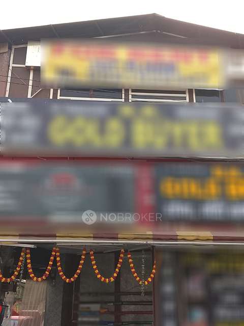 Showroom in Pitampura, Delhi for Rent 
