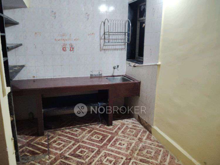 1 BHK Flat In Shivrnjani Co.op Hsg Soceity Dombivali Navapada Subhas Road for Rent  In Vijay Society, Dombivli West