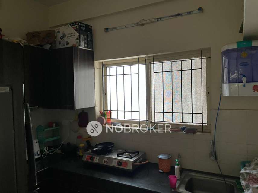 4 BHK Flat In Amazing Grace For Sale  In Essel Gardens