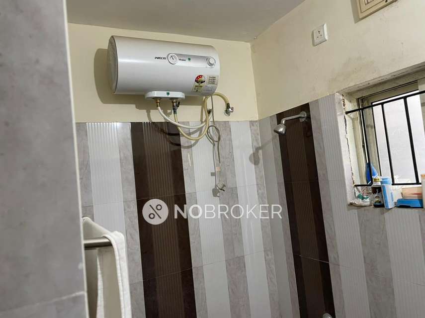 4 BHK Flat In Amazing Grace For Sale  In Essel Gardens