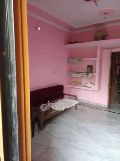 1 RK Flat In Sb for Rent  In Rohini 