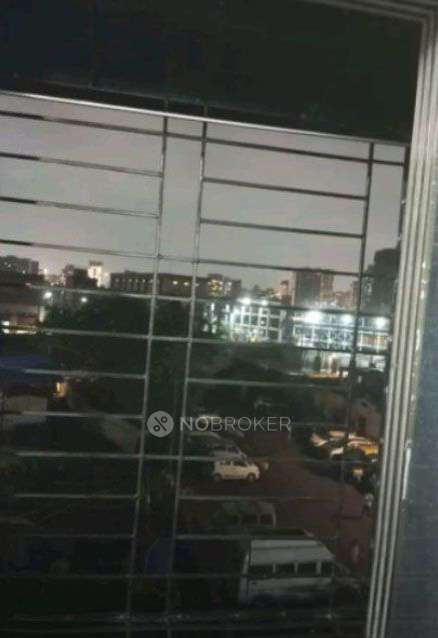 1 RK Flat In Dyneshwar Niwas For Sale  In Khar West