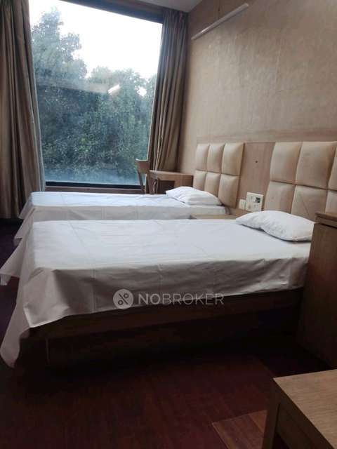 PG for Boys in Karol Bagh