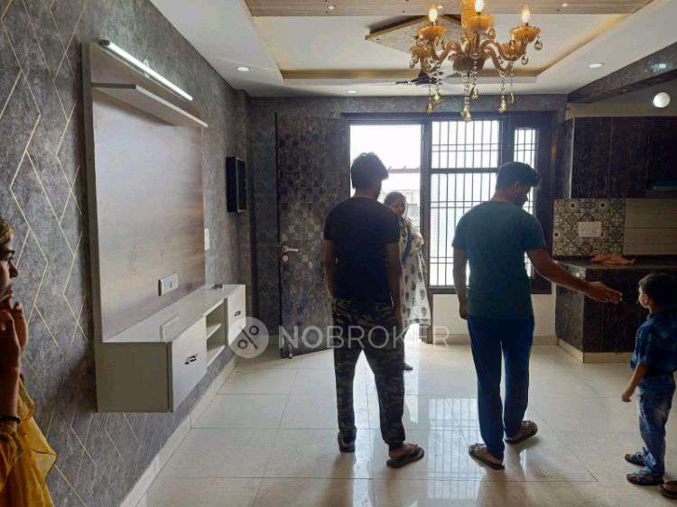 3 BHK Flat In Vishwakarma Colony For Sale  In Vishwakarma Colony, Pul Pehlad Pur