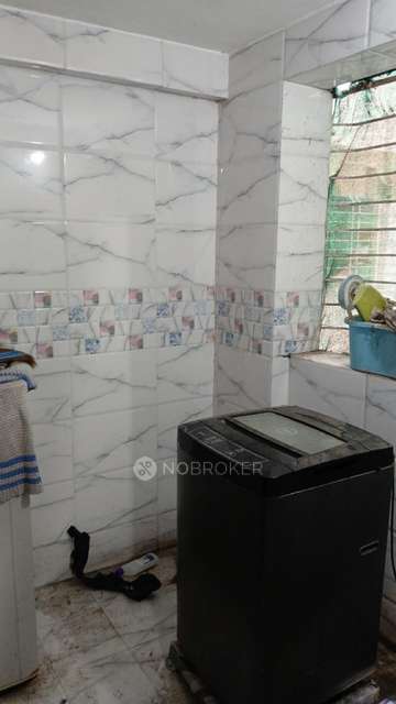 Single Room for Female In 3 BHK  In Saakshi Parvasaakshi In Pimple Saudagar