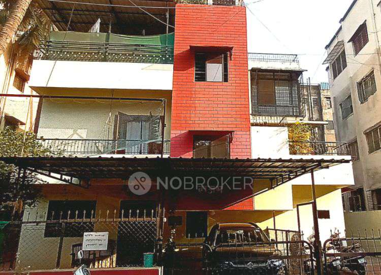 PG for Girls in Rajas