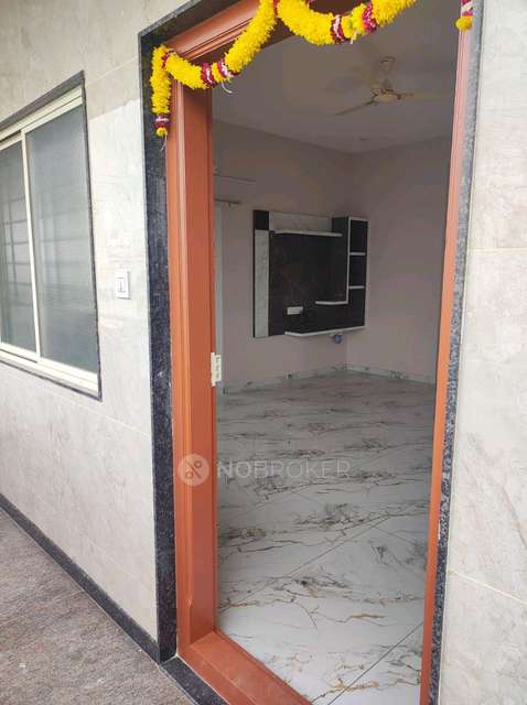 2 BHK House for Rent  In Bollywood Salon