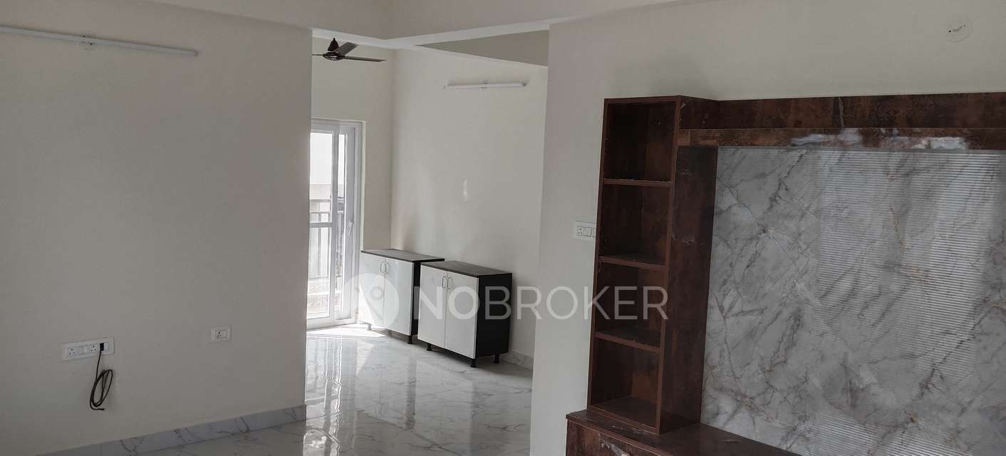 3 BHK Flat In Sai Lakshmi Nivas for Rent  In 4th Main Road