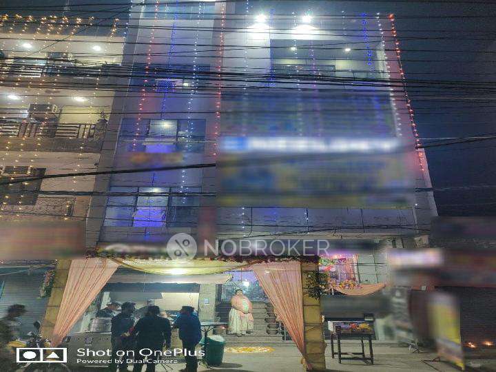 Shop in  Dwarka, Delhi for sale 