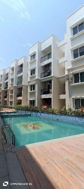 2 BHK Flat In Sowparnika Flamenco For Sale  In Sarjapur