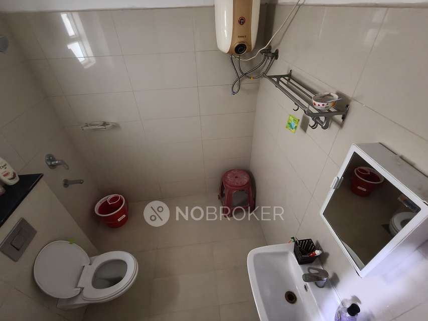 3 BHK Flat In Niharika Exotica For Sale  In Manikonda