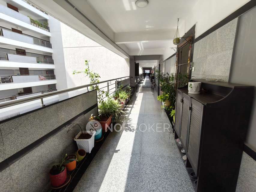 3 BHK Flat In Niharika Exotica For Sale  In Manikonda