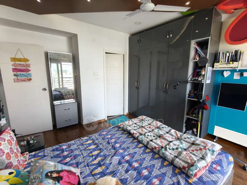 3 BHK Flat In Niharika Exotica For Sale  In Manikonda