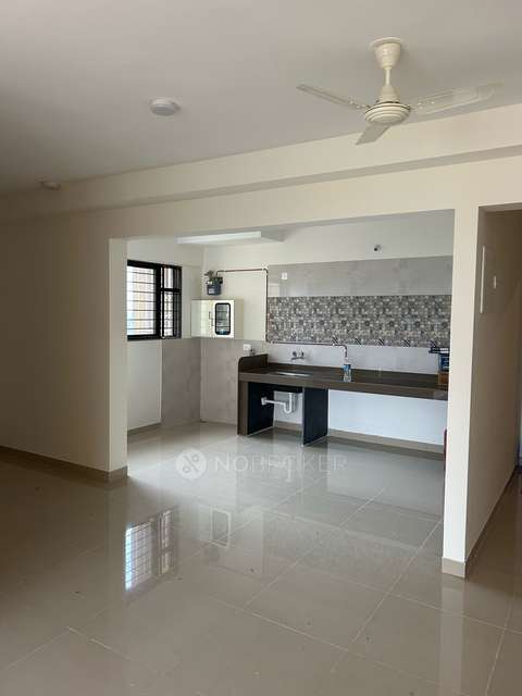 2 BHK Flat In Falcon Tower At Riverview City for Rent  In Loni Kalbhor 