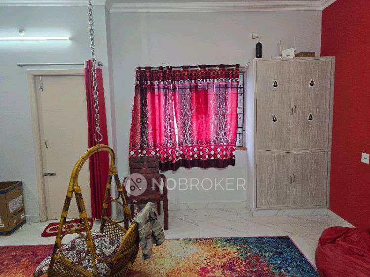 2 BHK Flat In Potree Allwy for Rent  In Potree Alley