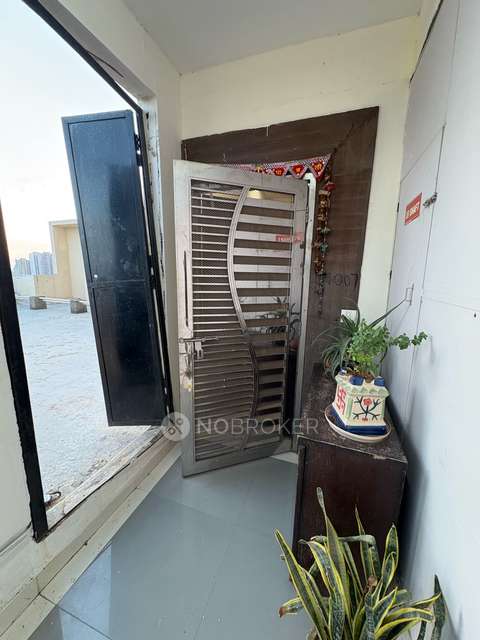 3 BHK Flat In Glf Avenu  For Sale  In Gurugram