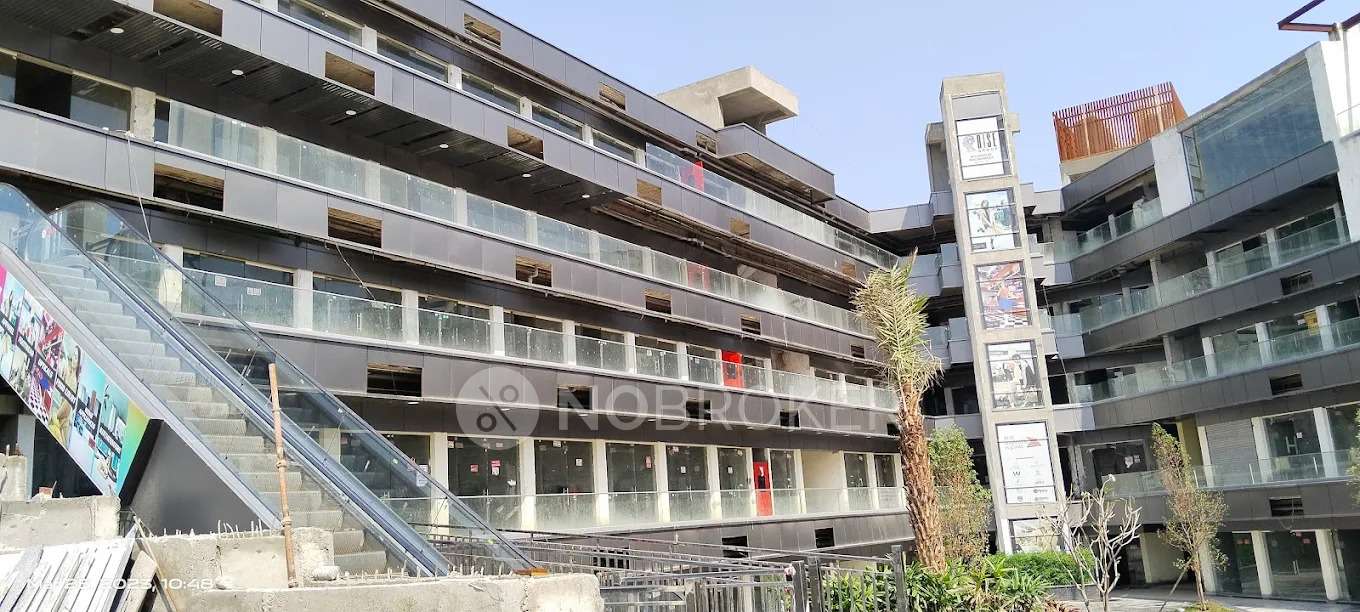 Shop in Bishrakh Jalalpur, Greater_noida for sale 