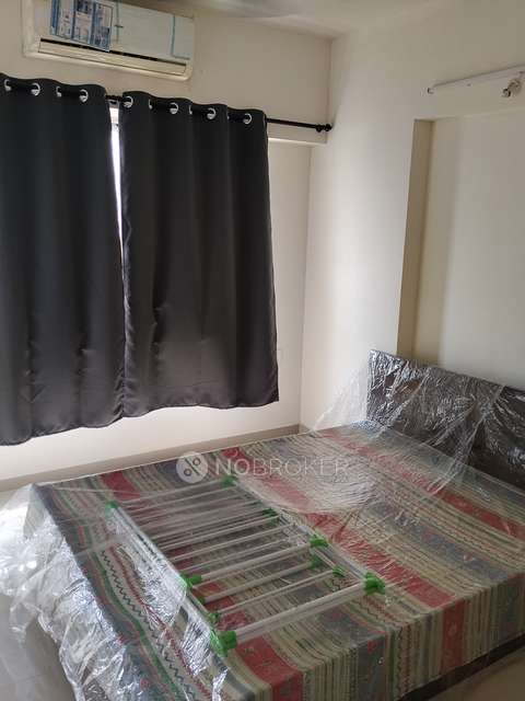 2 BHK Flat In Parinee Adney  For Sale  In  Borivali West