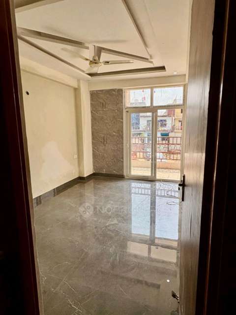 2 BHK Flat In Vihaan Wardhania For Sale  In Bisrakh 
