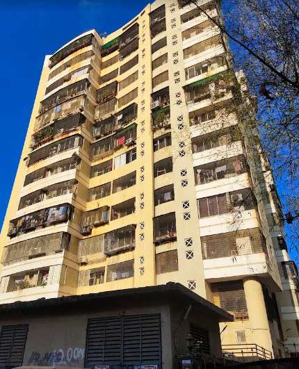1 BHK Flat In  Green Tower Building For Sale  In Andheri West