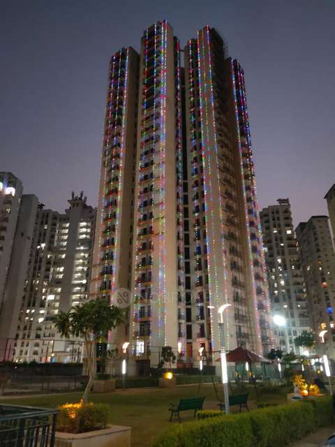 3 BHK Flat In Assotech Windsor Court, Sector-78 For Sale  In Sector-78