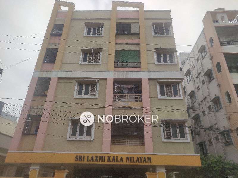 2 BHK Flat In Sri Laxmi Nilayam For Sale  In Kukatpally