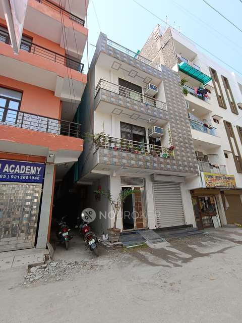 Office Space in Nasirpur, Delhi for Rent 